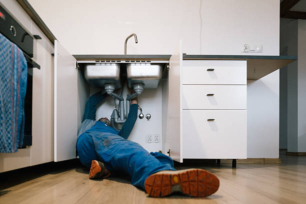 Professional Leak Detection technician working in South Amana, IA
